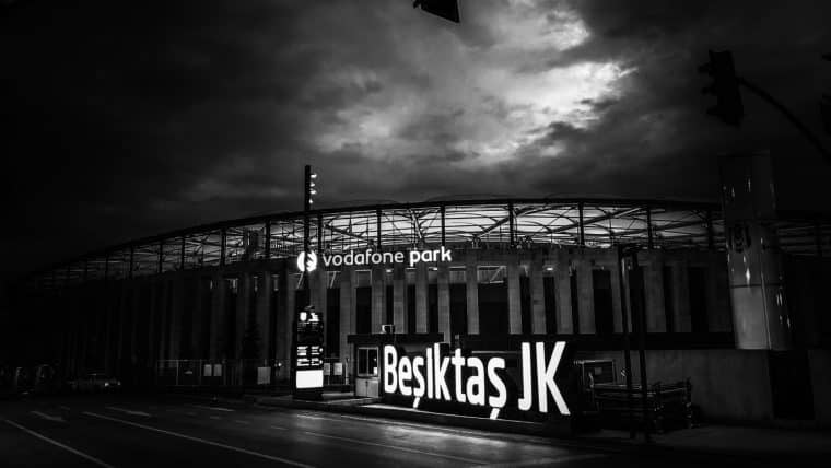 bjknin listelendiği borsalar